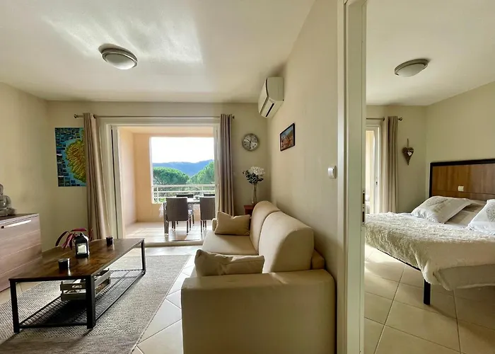 Apartment Salin Bay